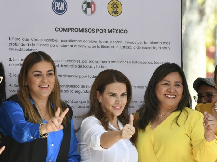 Planes sociales y “la reforma más profunda de la historia”: Va por México firma un decálogo de compromisos electorales para 2024