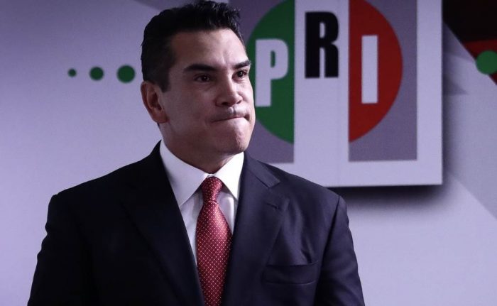 Éxodo en el PRI: legisladores alistan su salida ante la gestión de Alito Moreno