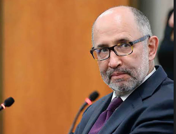 José Ramón Cossío presentó amparo para evitar la extinción de fideicomisos del Poder Judicial