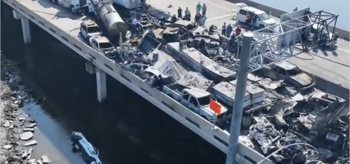 Una 'superniebla' causa un accidente mortal masivo en una autopista de Nueva Orleans