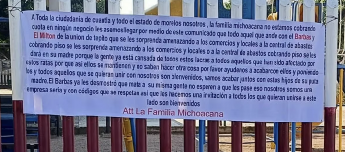 La Familia Michoacana despliega narcomantas en Morelos y amenaza a extorsionadores de la Unión Tepito