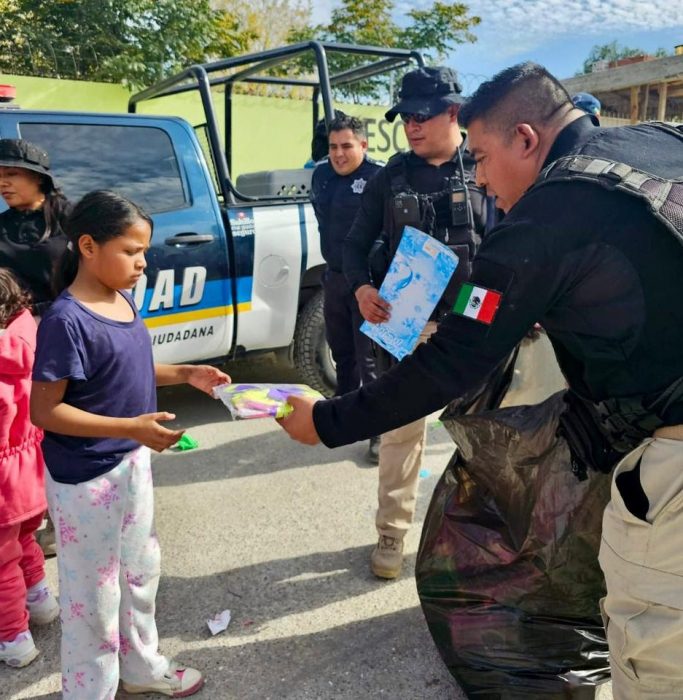 Lleva Policía Municipal de Saltillo alegría a niñez saltillense 