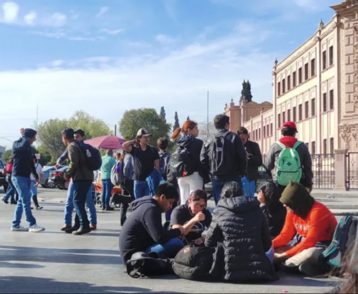 Enoja a Ciudadanos Manifestación de Estudiantes 