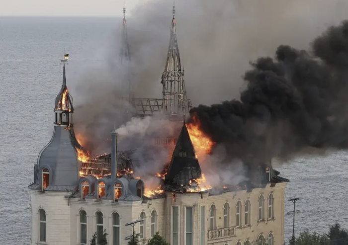 Rusia lanza misil contra castillo de Harry Potter en Ucrania; 4 muertos y 32 heridos