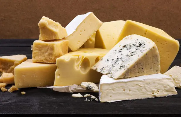 Los 10 quesos más saludables que puedes incluir en tu dieta
