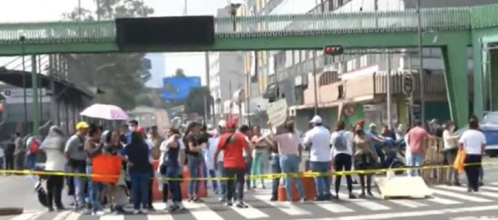 Propone diputado de Morena cárcel y multas para quienes cierren calles en protestas
