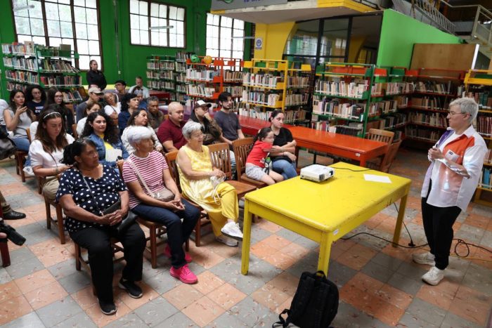 Vecinas y vecinos de la Alameda Zaragoza conocen resultado del diagnóstico participativo