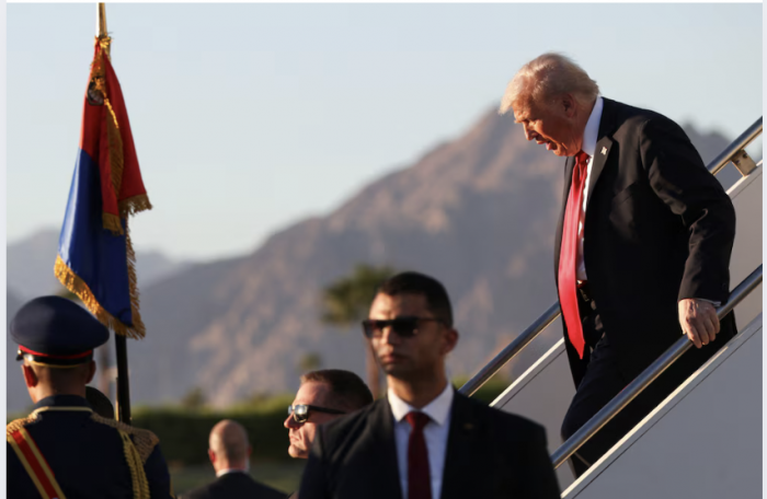 Donald Trump llegó a Egipto para la cumbre sobre Gaza con líderes árabes y europeos