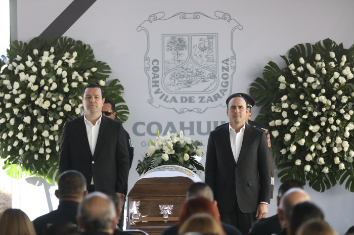 Policías como Miguel Ángel son héroes en Coahuila: Manolo