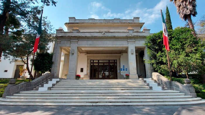 ¿Por qué Claudia Sheinbaum y su ‘mañanera’ regresan a Los Pinos?