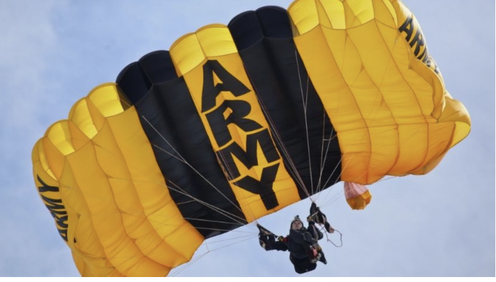 Muere mujer canadiense tras falla de su paracaídas mientras estaba en el aire en Jojutla, Morelos