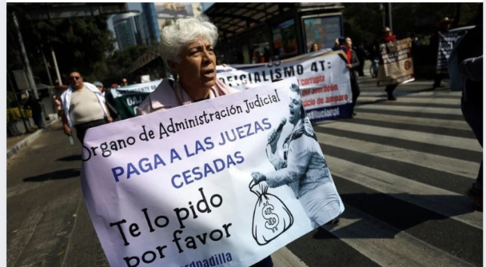 Jueces y magistrados cesados por reforma judicial exigen pago de su indemnización