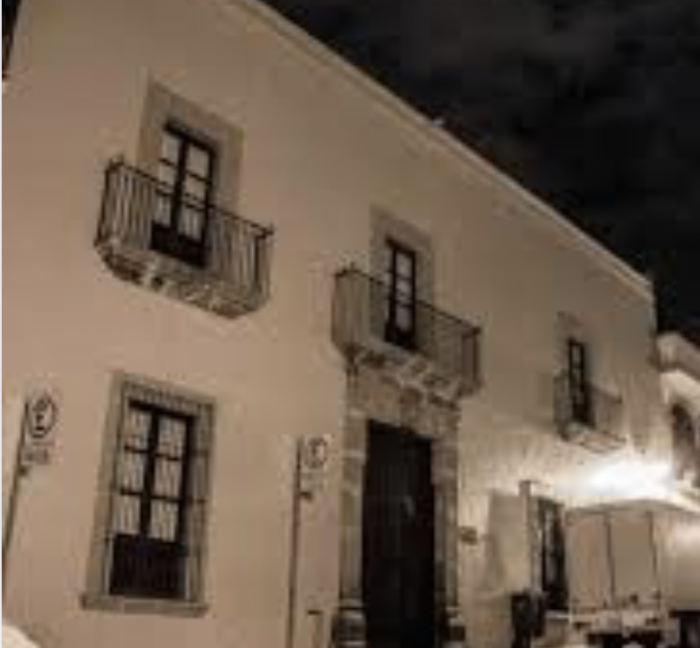 DOMINGODE LEYENDA: LA ZACATECANA (Querétaro)