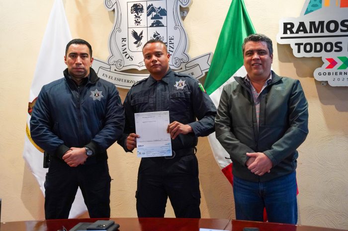 Reconocen a policías municipales por su destacada labor
