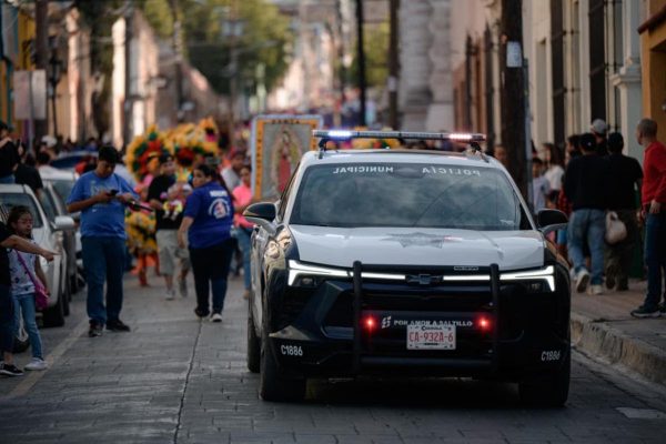 Exhorta Tránsito a tomar precauciones por desfile y peregrinaciones