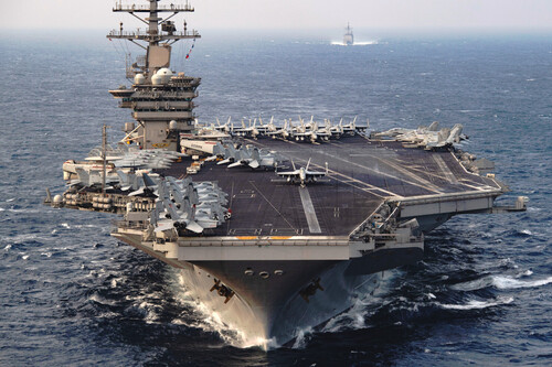 Trump mueve sus fichas: Un portaaviones va rumbo a Medio Oriente; Irán advierte sobre acciones ‘decisivas’