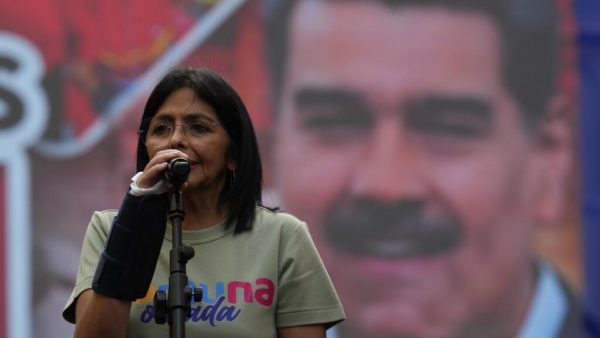 Supremo ordena que Delcy Rodríguez asuma como presidenta encargada tras captura de Maduro