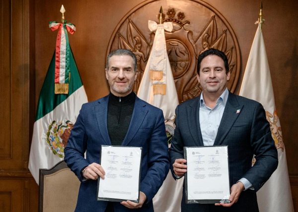 Estrechan Javier Díaz y Adrián de la Garza alianza para el turismo y desarrollo económico
