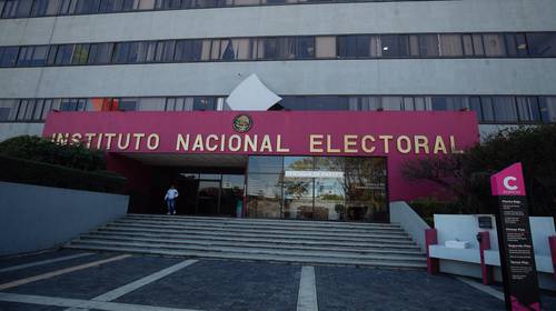 Hasta 70% de los empleos en el INE estarían en riesgo con la propuesta de reforma electoral; juntas locales y distritales, las más afectadas