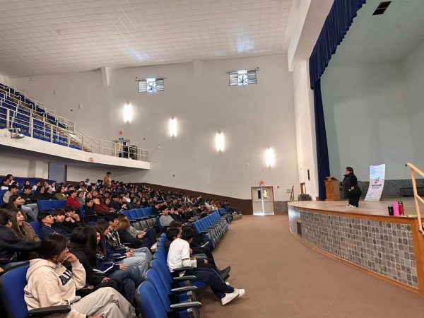 Impulsa IMM pláticas para prevenir la violencia en el noviazgo