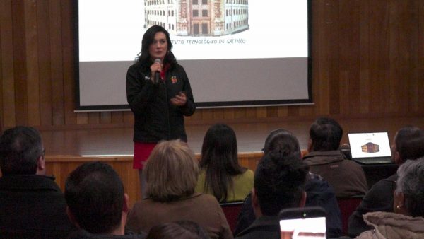 Participan jóvenes en mentorías con profesionistas destacados