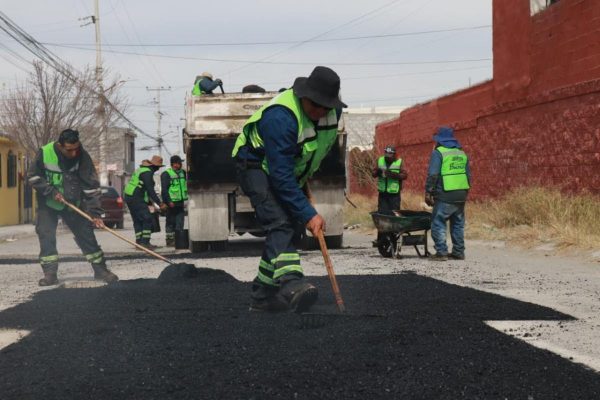 Rehabilita Javier Díaz pavimento en vialidades de San José Oriente