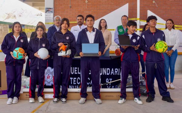 “En Tu Escuela Tú Eliges” ayuda a fortalecer la educación de Ramos Arizpe*