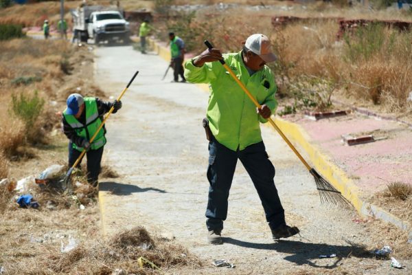 Realiza Gobierno de Saltillo limpieza integral en arroyo de Lomas del Refugio