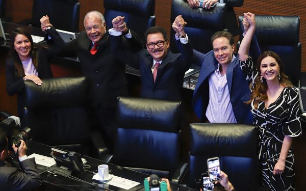 Senado aprueba 'Plan B' electoral; no habrá revocación de mandato en 2027