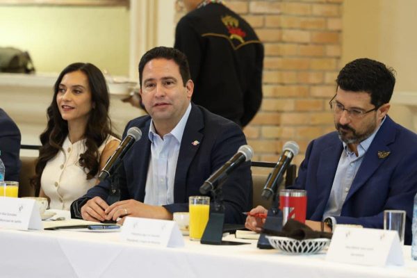 Con el uso de la tecnología, Gobierno de Javier Díaz hace más rápidos y eficientes trámites catastrales