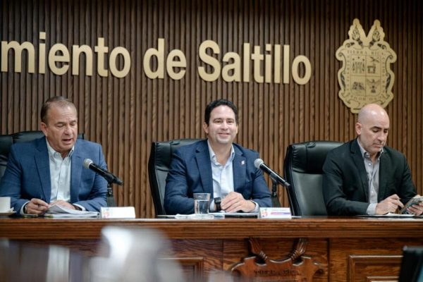 Es Saltillo pionero en innovación y gobierno digital: Javier Díaz