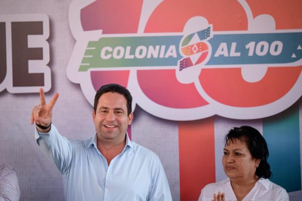 Lleva Javier Díaz "Colonias al 100" al sur de Saltillo