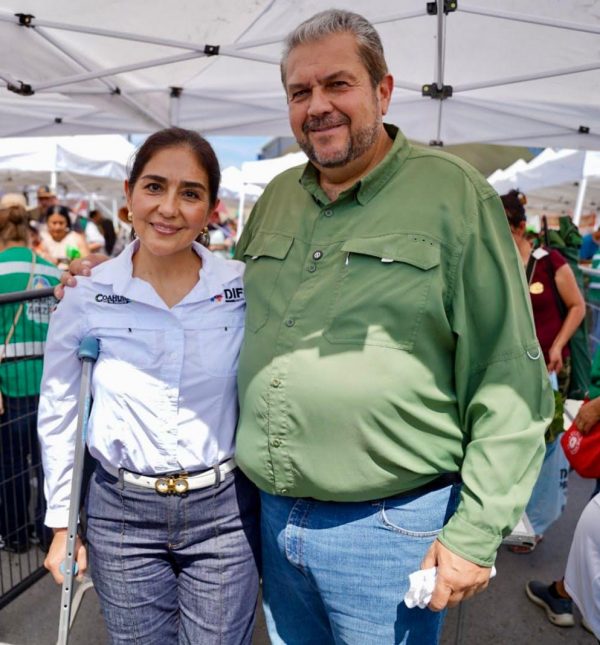 *Impulsa Tomás Gutiérrez economía familiar con Mercadito de a Peso*