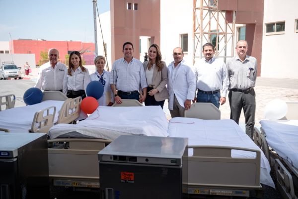 Recibe Hospital General de Saltillo donación del Fort Duncan Medical Center de Eagle Pass, Texas