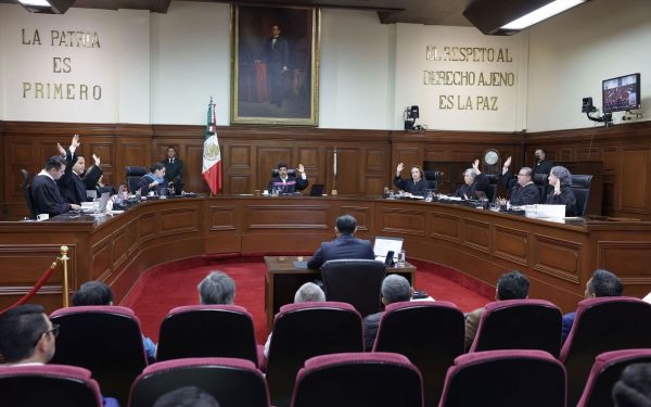 Suprema Corte avala que UIF congele cuentas sin orden judicial