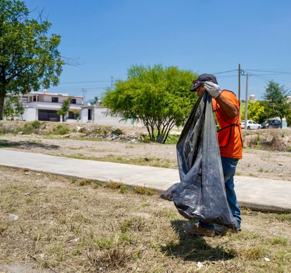 Mantiene Ramos Arizpe limpieza permanente en todos los sectores de la ciudad