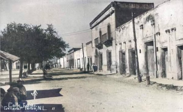 DOMINGO DE LEYENDAS: La viuda de General Terán. N. L.