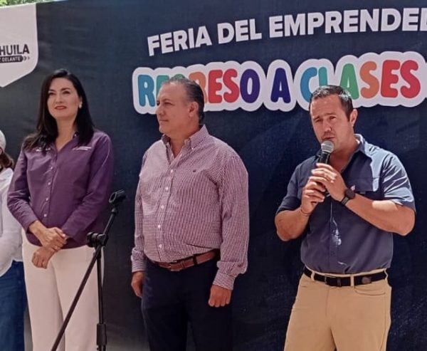 Aprovechan saltillenses la Feria del Emprendedor, edición Regreso a Clases