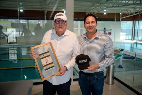 Se reúne Javier Díaz con Nelson Vargas en la Ciudad de México