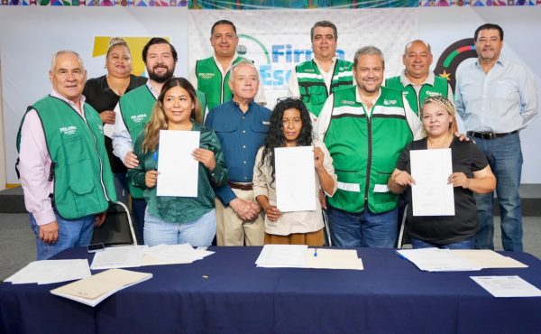 Avanza certeza jurídica para familias de Urbivilla del Real en Ramos Arizpe