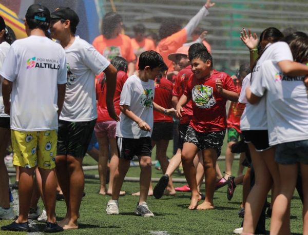 Disfrutan niñas y niños los Cursos de Verano 2026 en el Biblioparque Sur