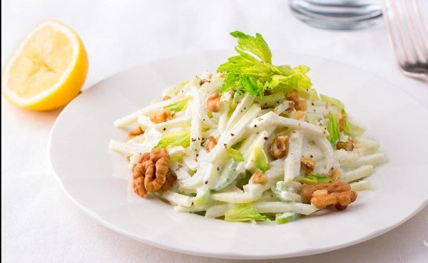 SÁBADO DE RECETA: Ensalada Waldorf: la receta clásica original