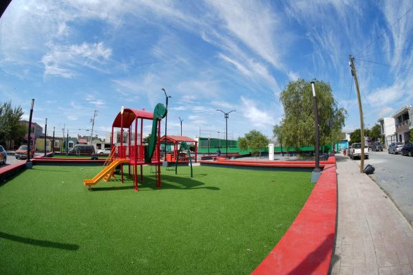 Avanzan trabajos en Plaza Texcoco de Ramos; será entregada a las familias