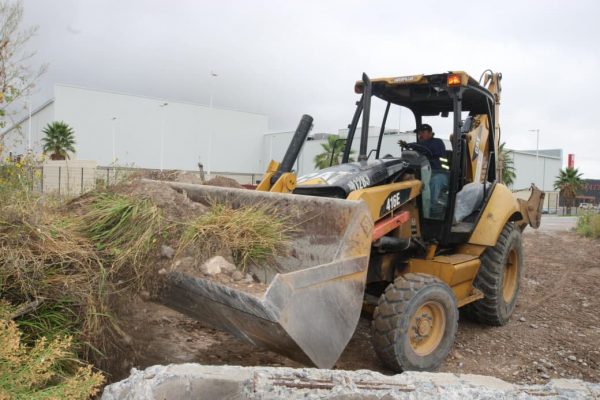 Saltillo intensifica desazolve y limpieza de arroyos para proteger a las familias