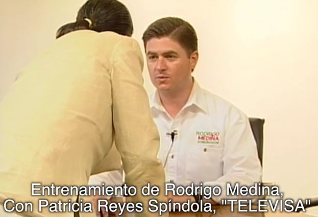 VIDEO: Ahora ventanean a Rodrigo Medina ensayando actuación.