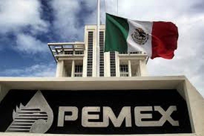 Pemex contrata 2 préstamos y aumenta su deuda en agosto