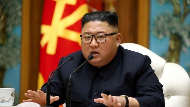 Corea del Norte prohíbe pantalones entubados y peinados modernos