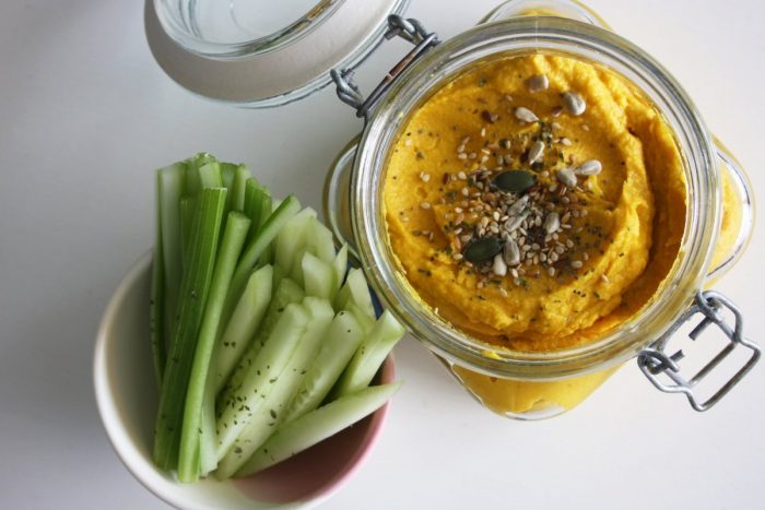 RECETA VEGANA: Hummus de zanahoria con crudités