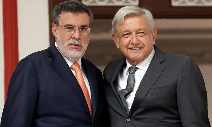 Quién es Julio Scherer Ibarra, ex funcionario de AMLO involucrado en el caso Pandora Papers