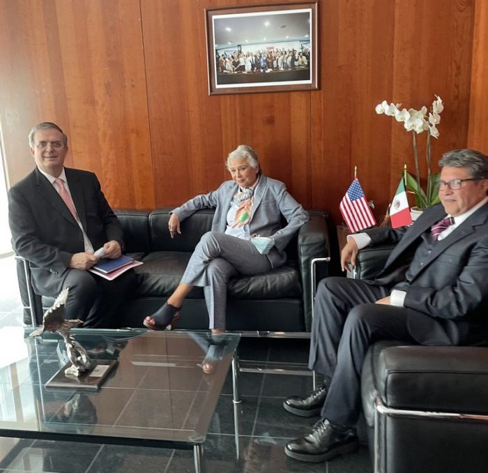 Ken Salazar y Marcelo Ebrard: los invitados de lujo en el Senado de la República